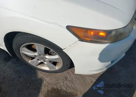 2009 Acura Tsx from USA, damaged, VIN JH4CU266X9C017004